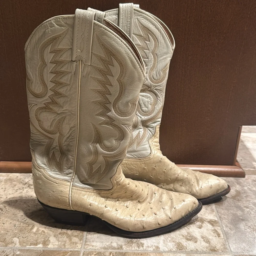 Tony Lama Ostrich Size 8 Off White/Beige Boots